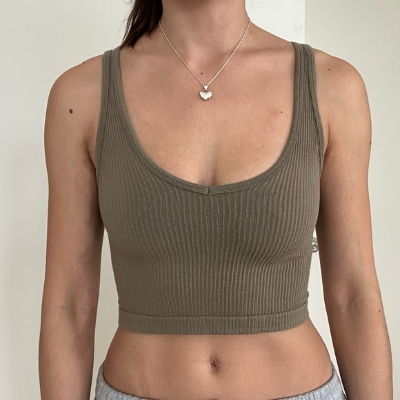 Urban Outfitters Ribbed Crop Top - Picture 1 of 4